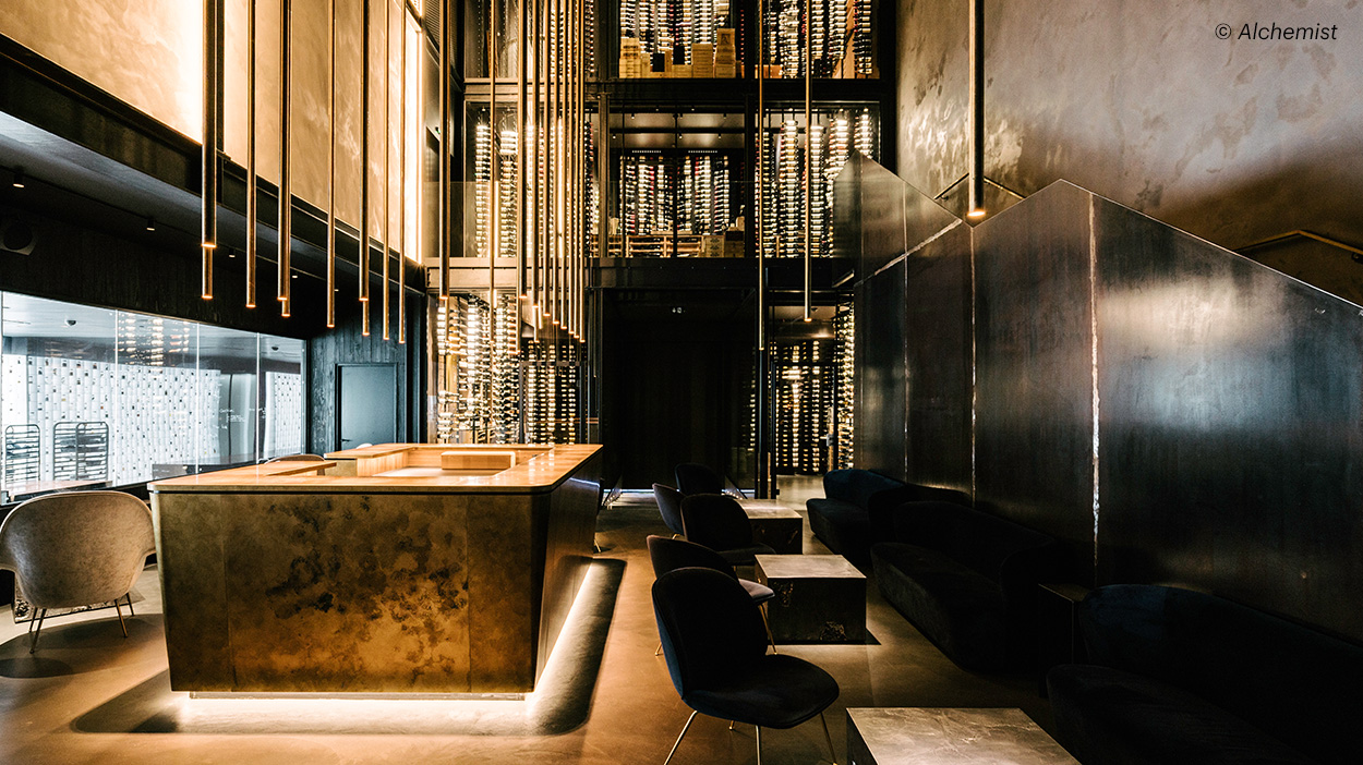 EQI-49 Stacking chair（Events at The Westin Grand Berlin 