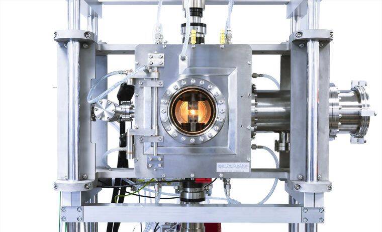 Machine used to test materials at a high temperature