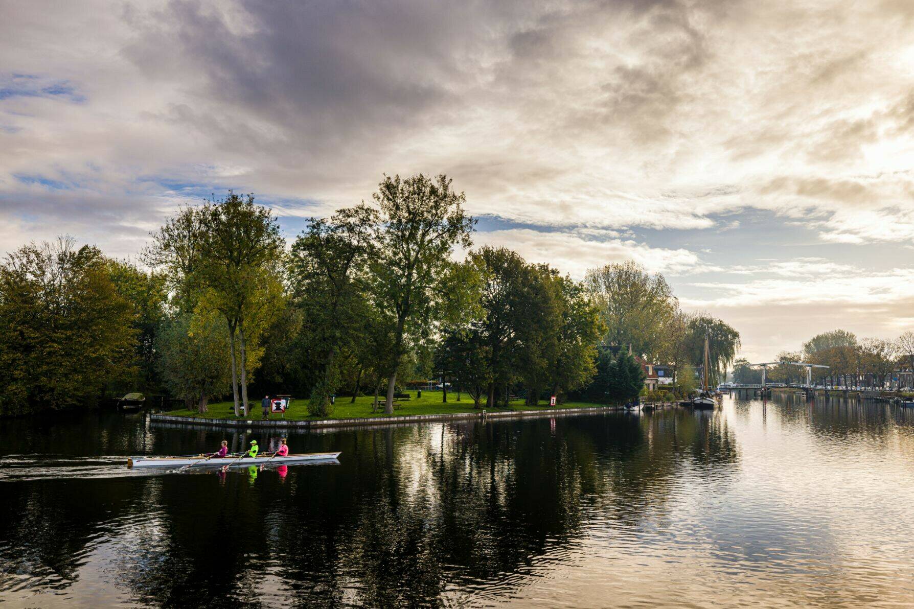 Rowers on the Vecht