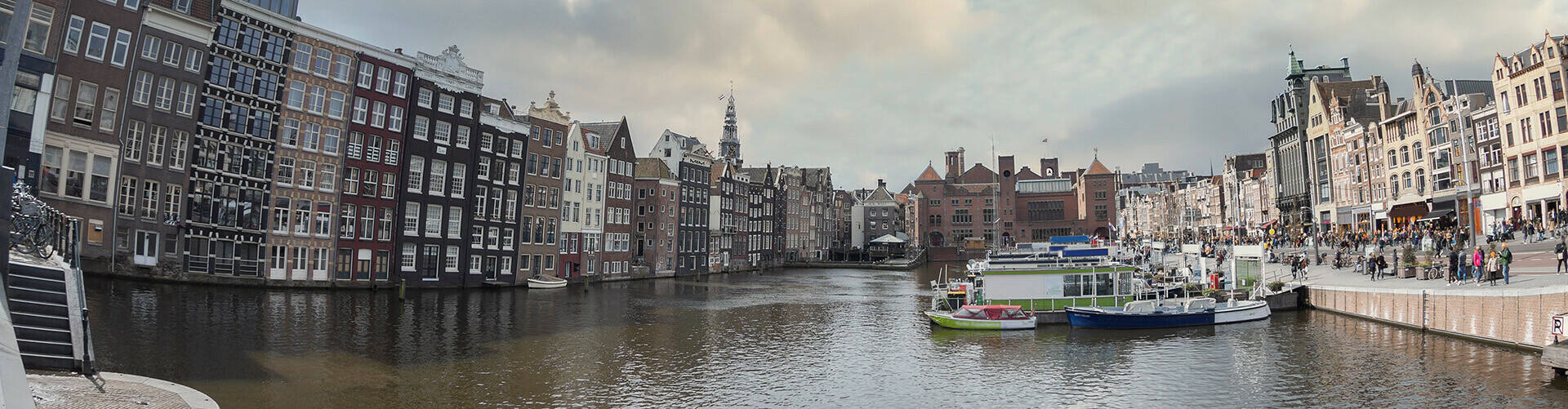 Luchtfoto Amsterdam met op de voorgrond het Rijksmuseum