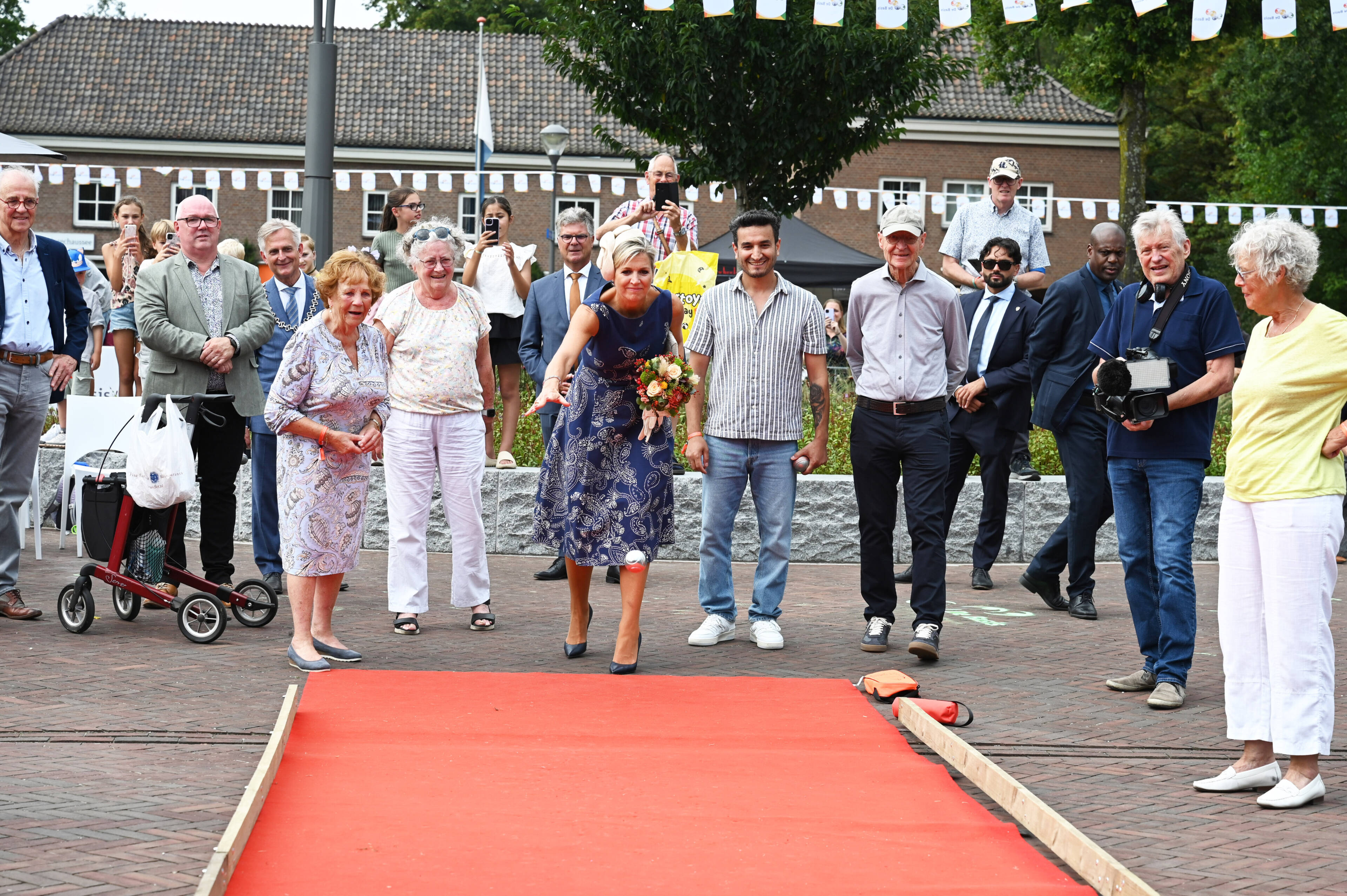 Herdenking en kranslegging Koninklijke Landmacht Ereveld Grebbeberg/
Rhenen, 4 mei