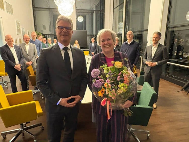 30 maart: be&euml;diging Mark R&ouml;ell van Baarn&nbsp; 
(3de termijn)