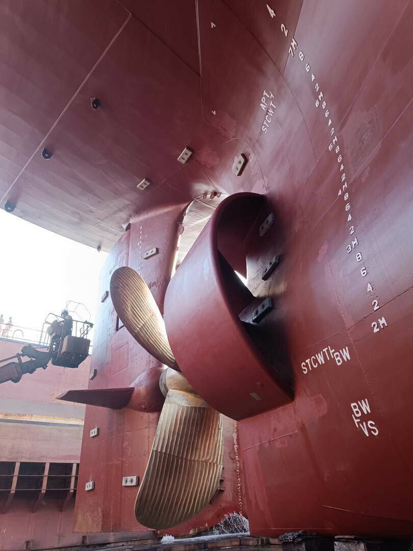 Figure 4. Photographs of the 55k dwt bulk carrier retrofitted with new 3-blade propeller and Becker Mewis Duct (Picture Azolla).