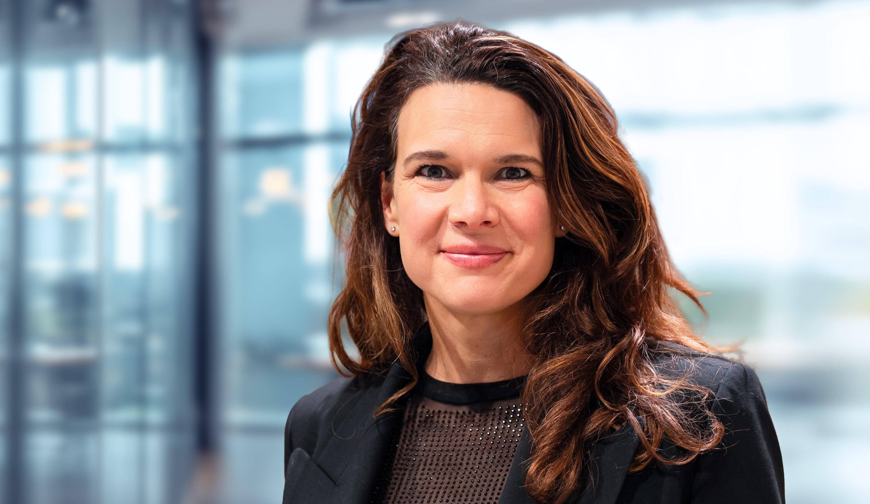 Portret van Nienke Tjerkstra. Directeur Merchandising & Sourcing bij Albert Heijn.