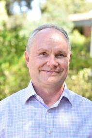 Portrait of Andrew Rohl