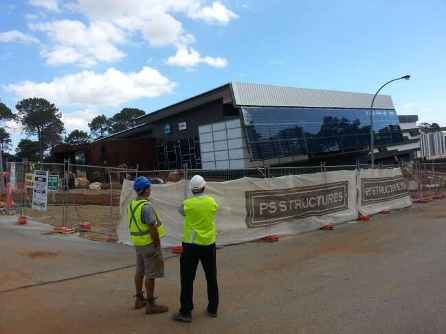 2013 03- Pawsey Centre gets finishing touches