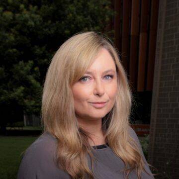 Portrait of Amanda Barnard