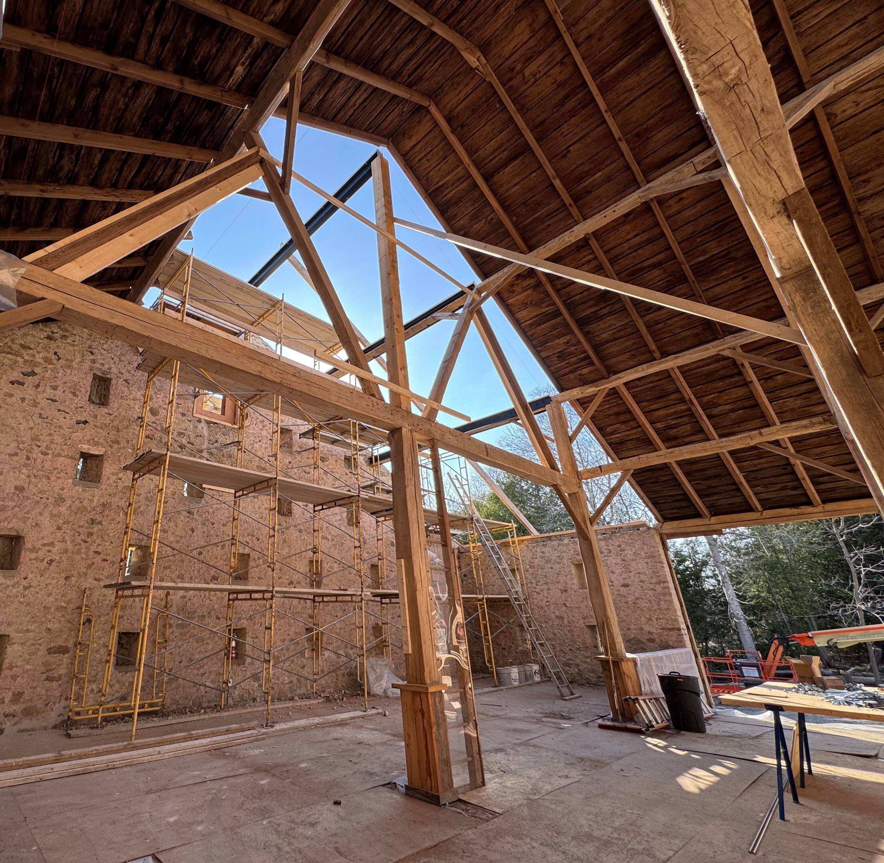 A ceiling of openwork wood from below