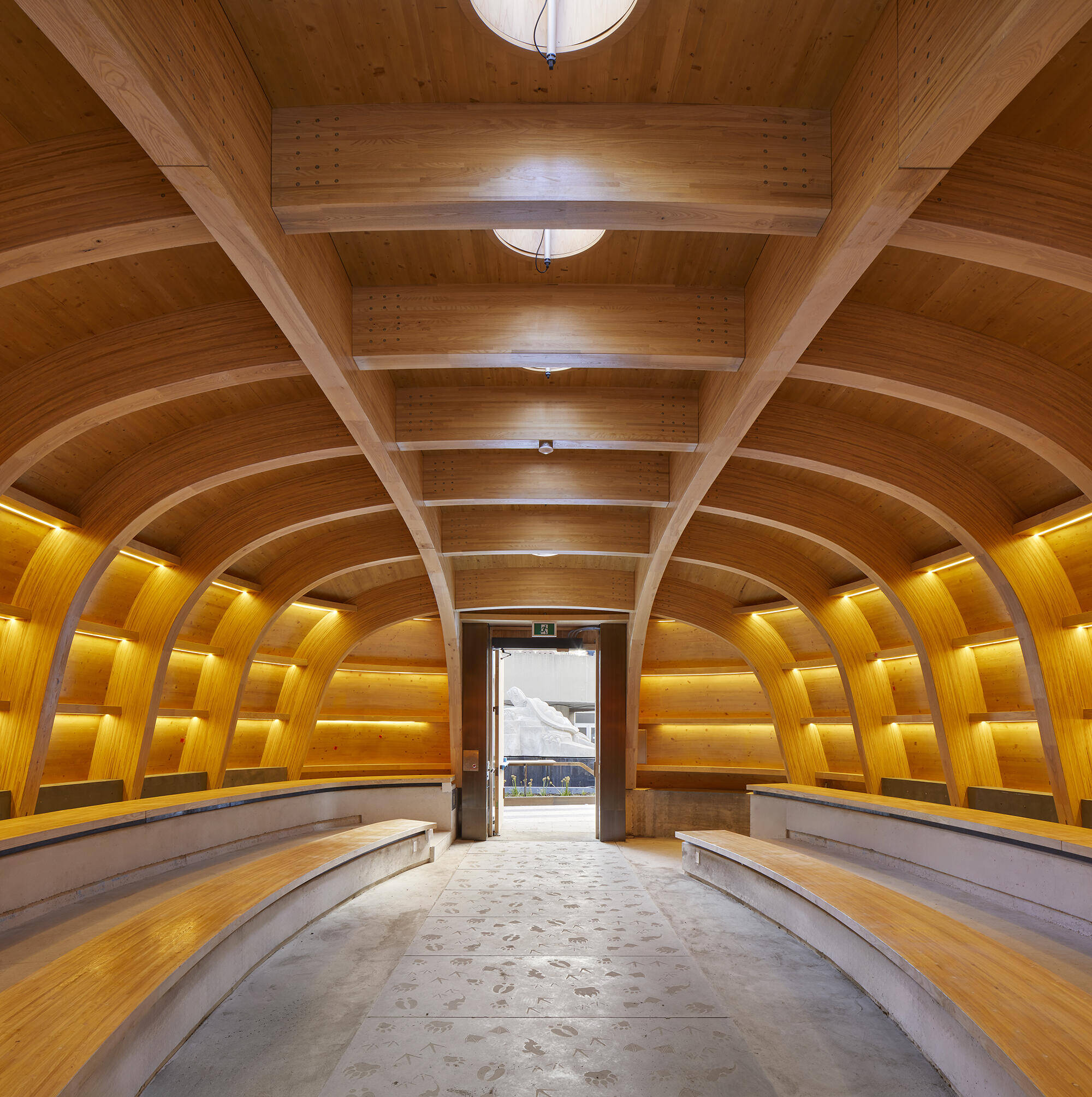 A ceiling of openwork wood from below