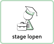 figuur met study cap op en met koffertje met tekst: stage lopen en link naar meer informatie over het sleutelmoment Stage