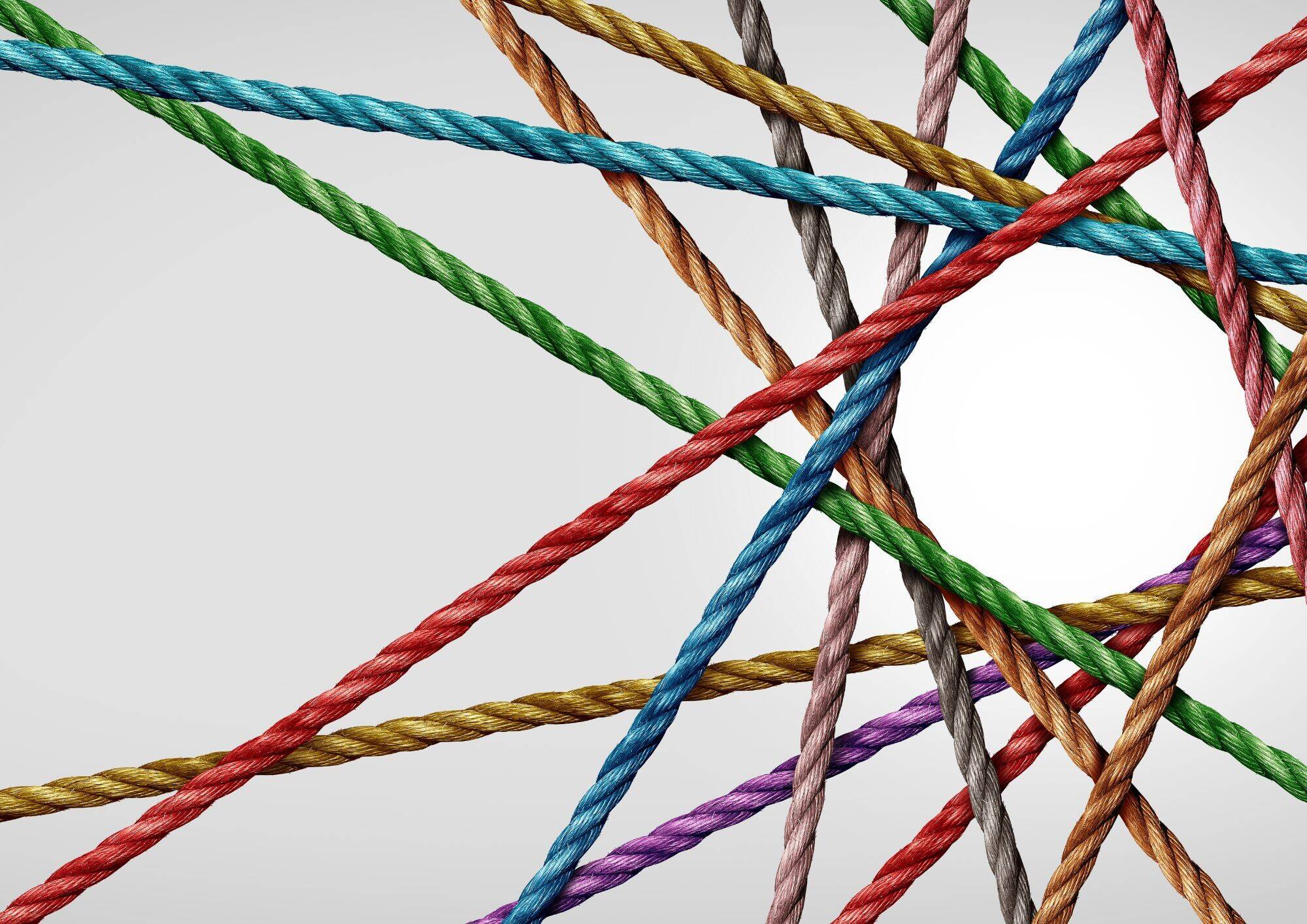 persoon met voorleessoftware aan een  computer