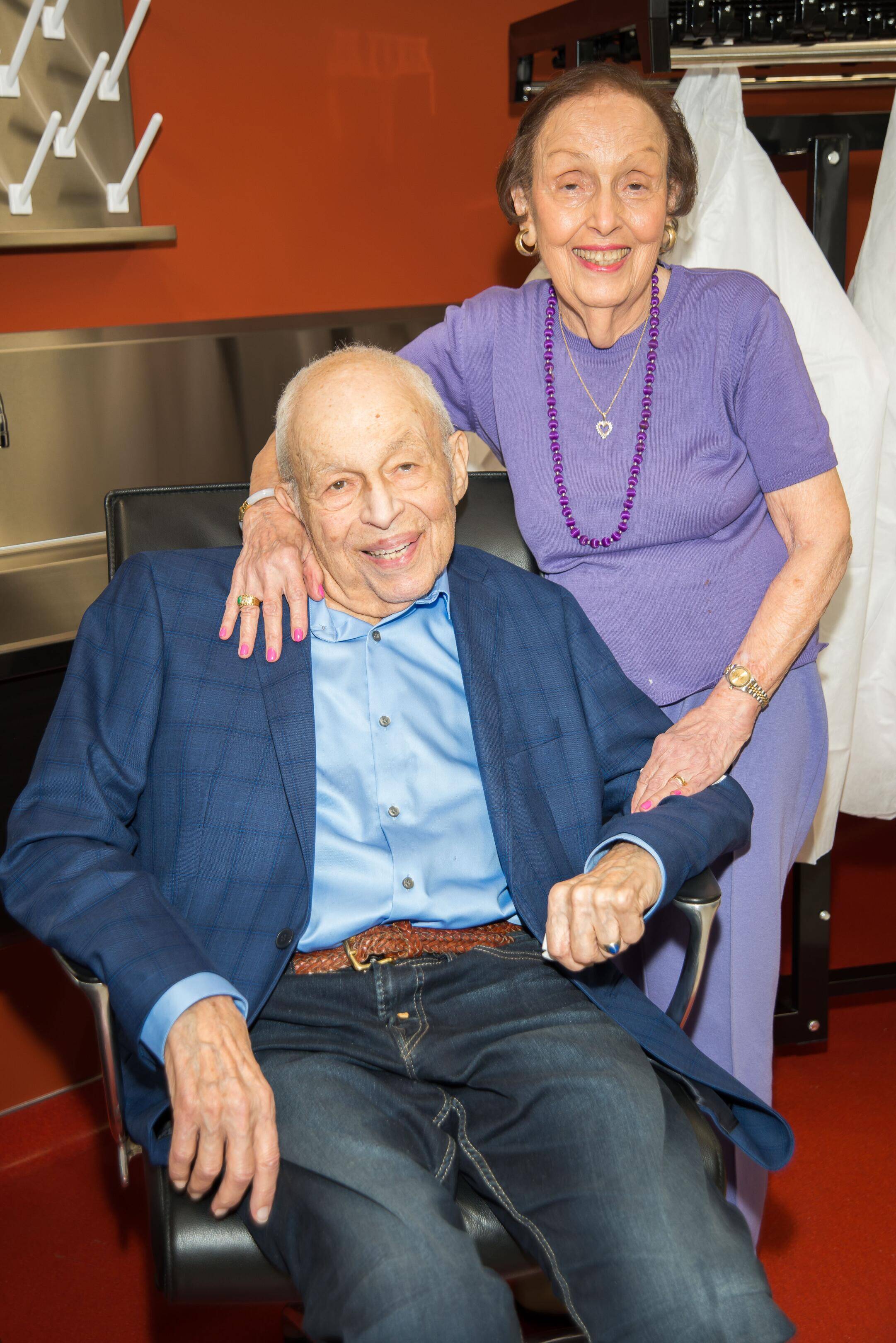 A photo of Herb and Carol Retzky.