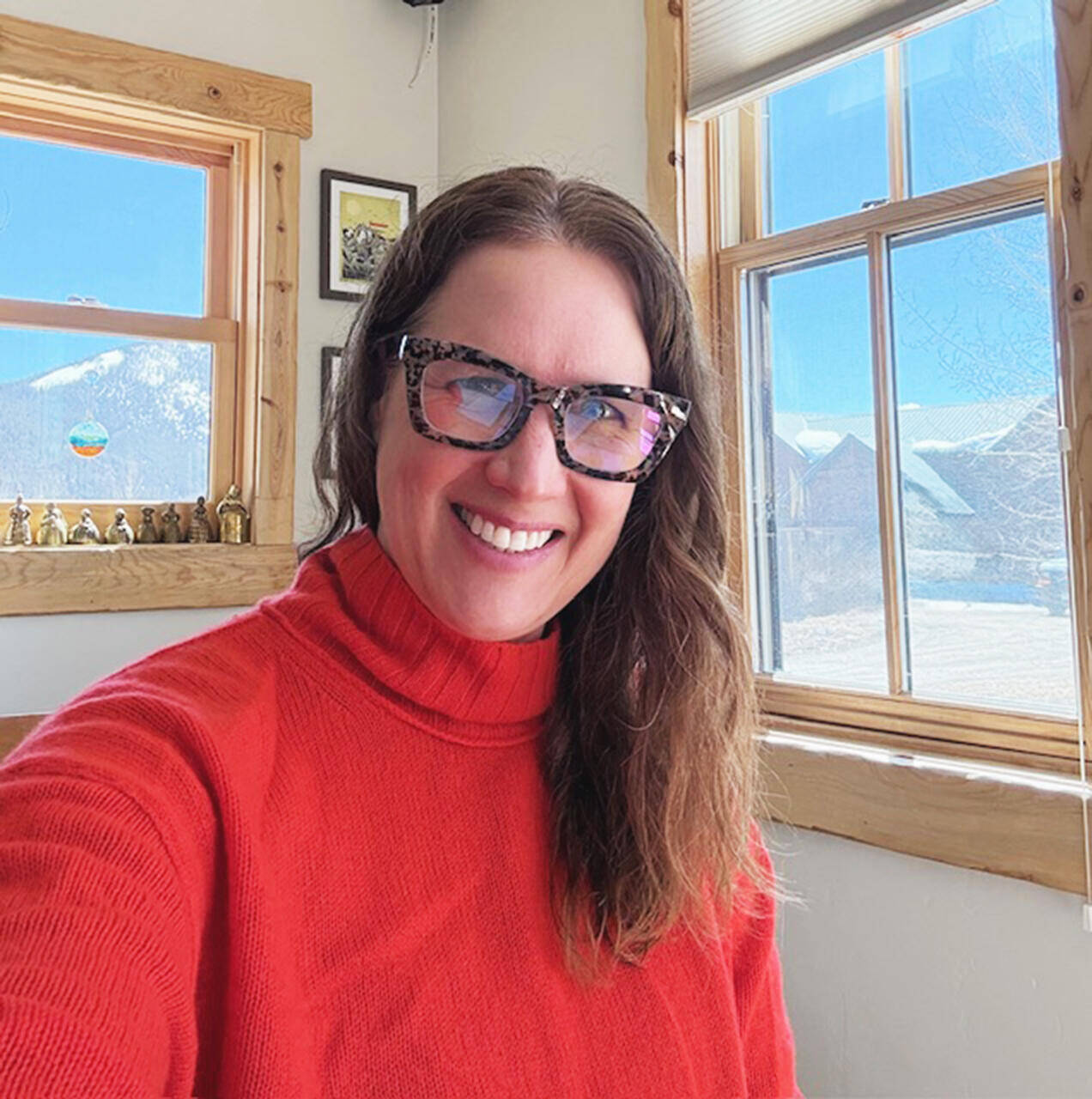 UIC alumnus Roddric Sims BA &rsquo;95 in a grey suit.
