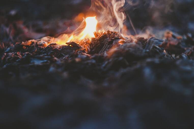 fire-2573586_1920.jpg