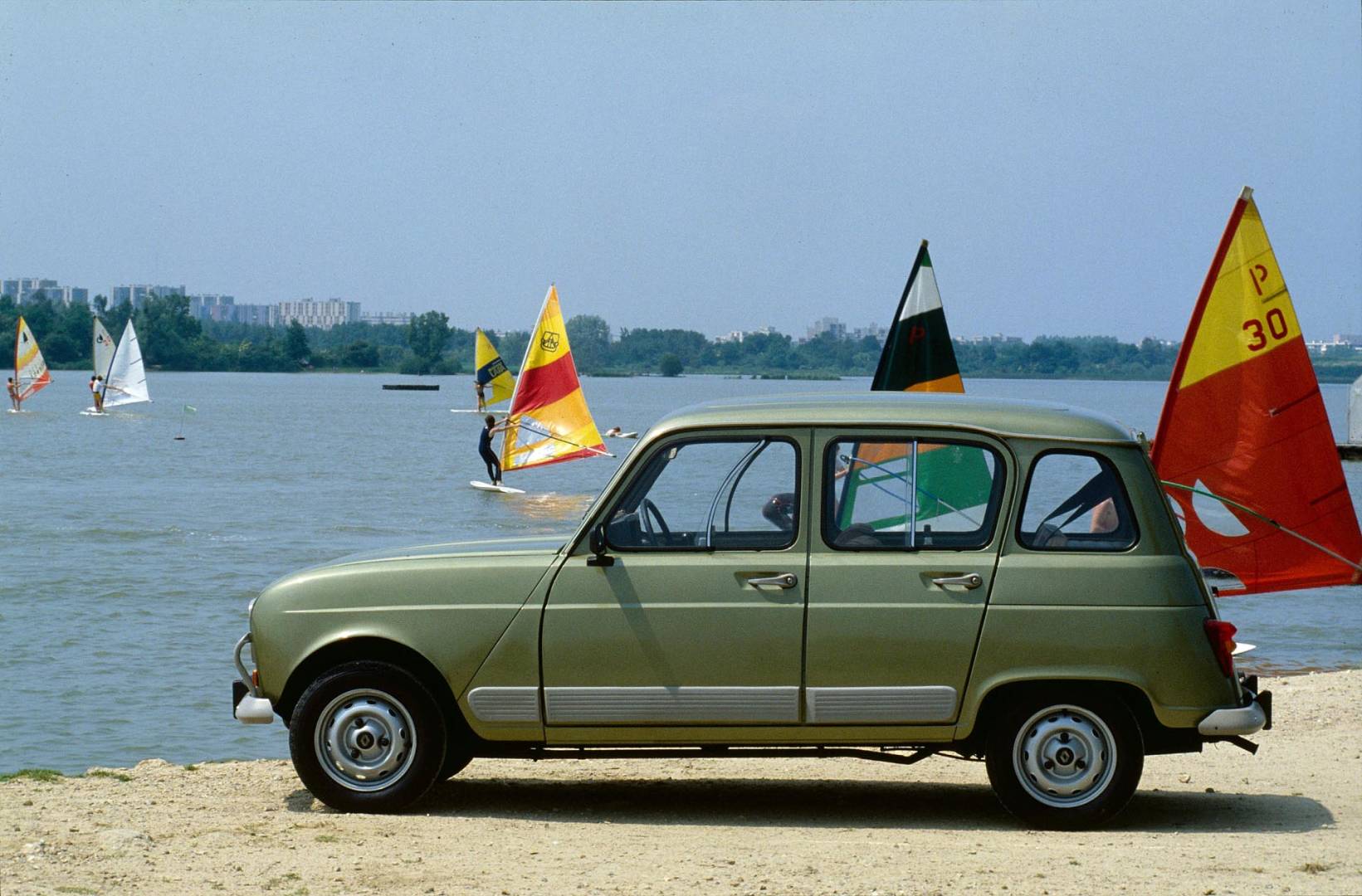 Les Petites Renault - Renault 4 Pick Up bâché 1983